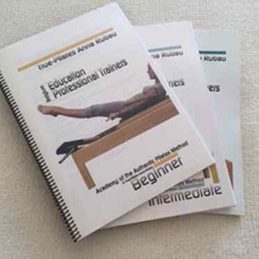 True-Pilates Opleiding handboeken
